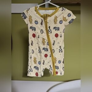 Little Crowns and Capes Pooh Bear Shortie